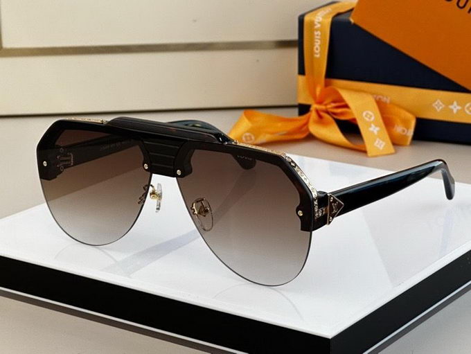 Louis Vuitton Sunglasses ID:20230516-58